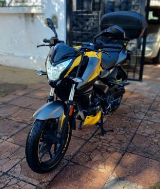 Bajaj Rouser Usada en Buenos Aires