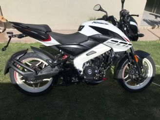 Bajaj Rouser Usada en Mendoza