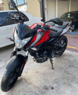 Bajaj Rouser Usada en Mendoza