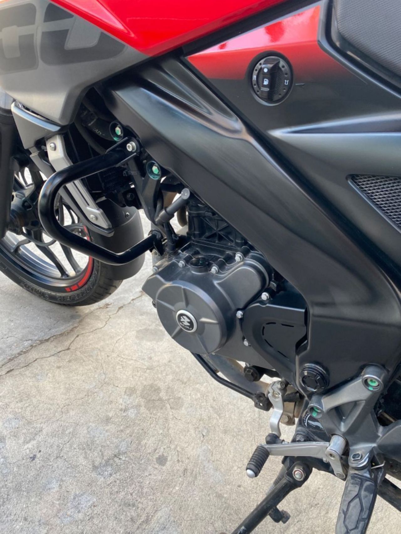 Bajaj Rouser Usada en Mendoza, deRuedas