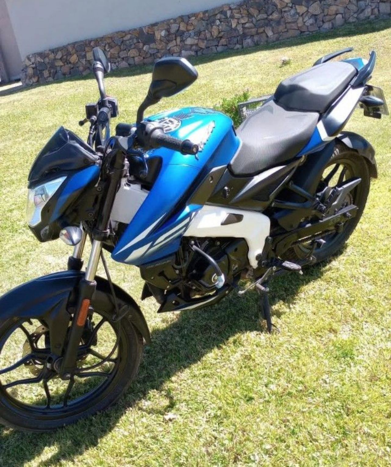 Bajaj Rouser Usada en Mendoza, deRuedas