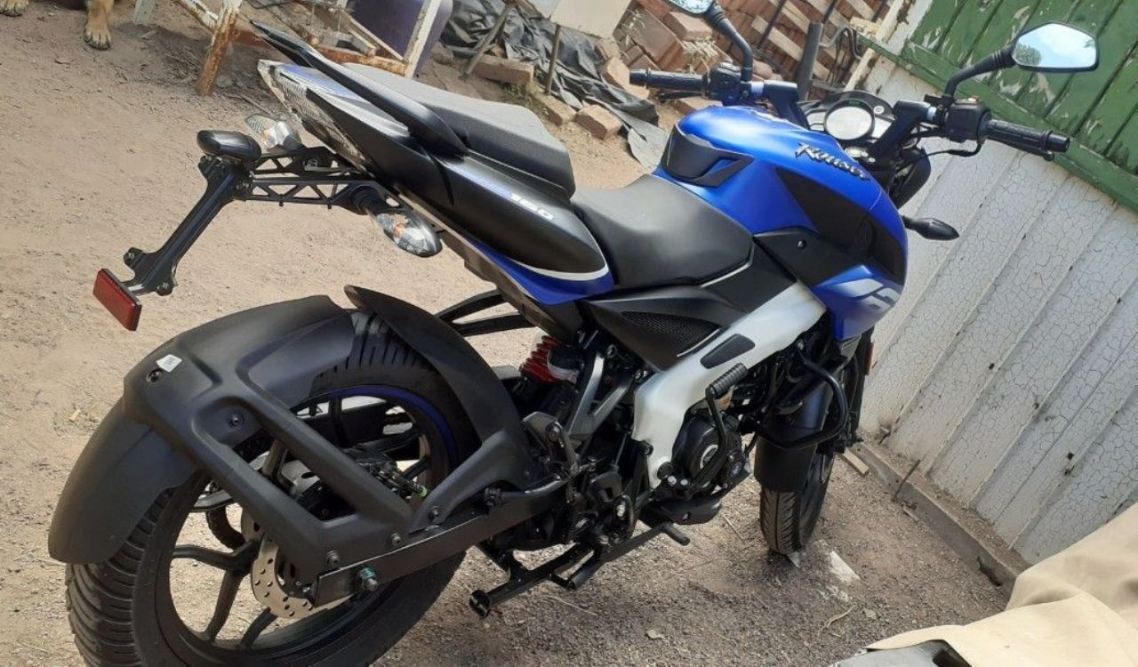 Bajaj Rouser Usada en Mendoza, deRuedas