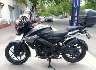 Bajaj Rouser Usada en Mendoza