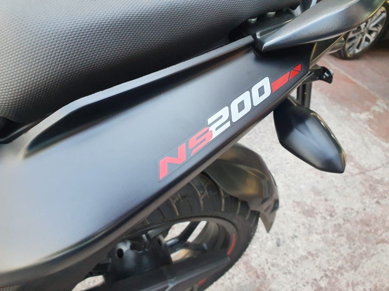 Bajaj Rouser Usada en Mendoza, deRuedas