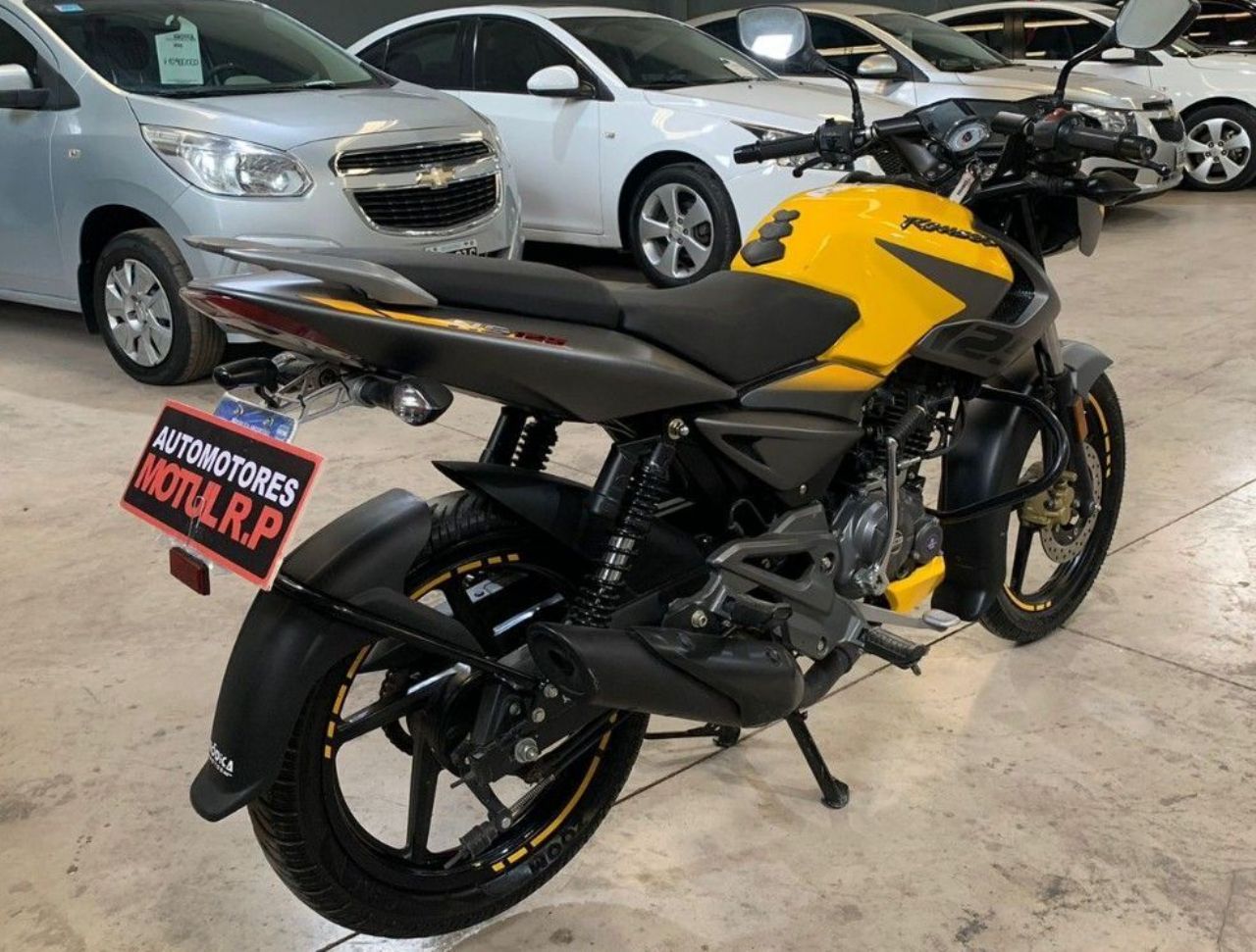 Bajaj Rouser Usada en Mendoza, deRuedas
