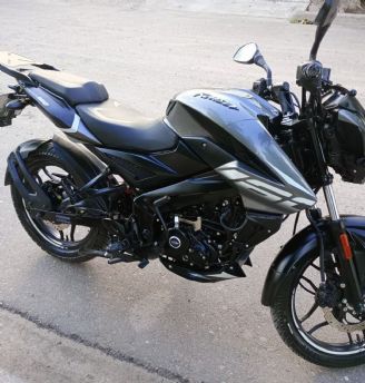 Bajaj Rouser Usada en Mendoza