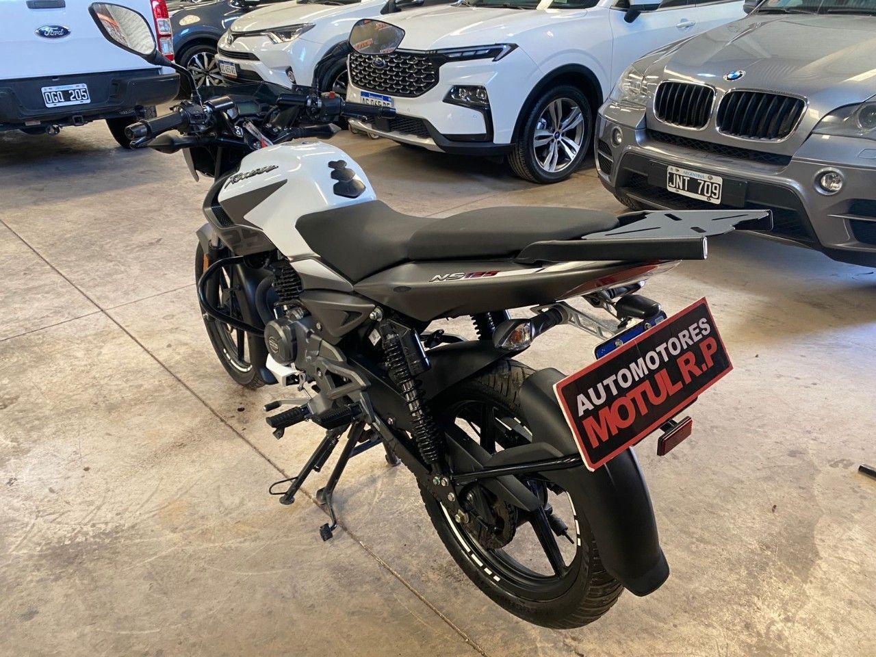 Bajaj Rouser Usada en Mendoza, deRuedas