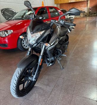 Bajaj Rouser Usada en Mendoza Financiado