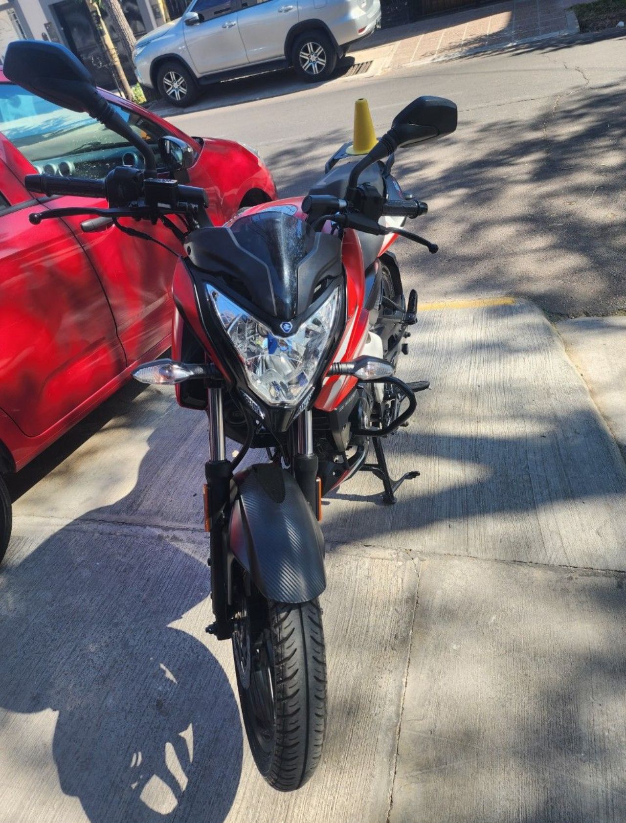 Bajaj Rouser Usada en Mendoza, deRuedas