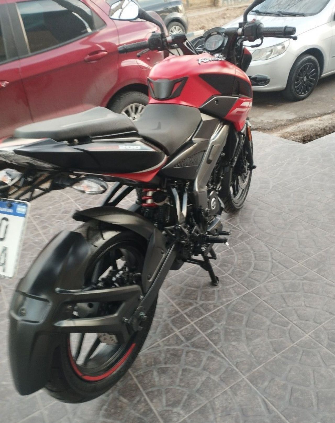 Bajaj Rouser Usada en Mendoza, deRuedas