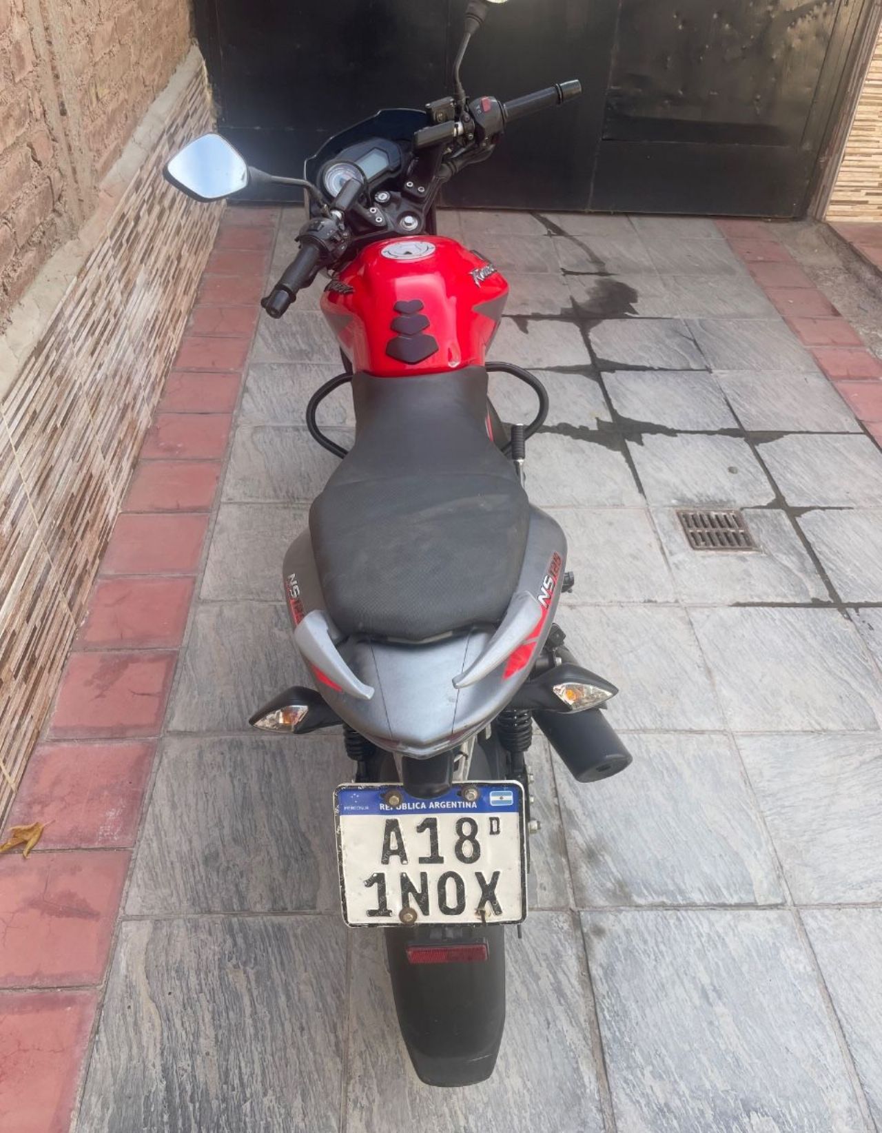 Bajaj Rouser Usada en Mendoza, deRuedas