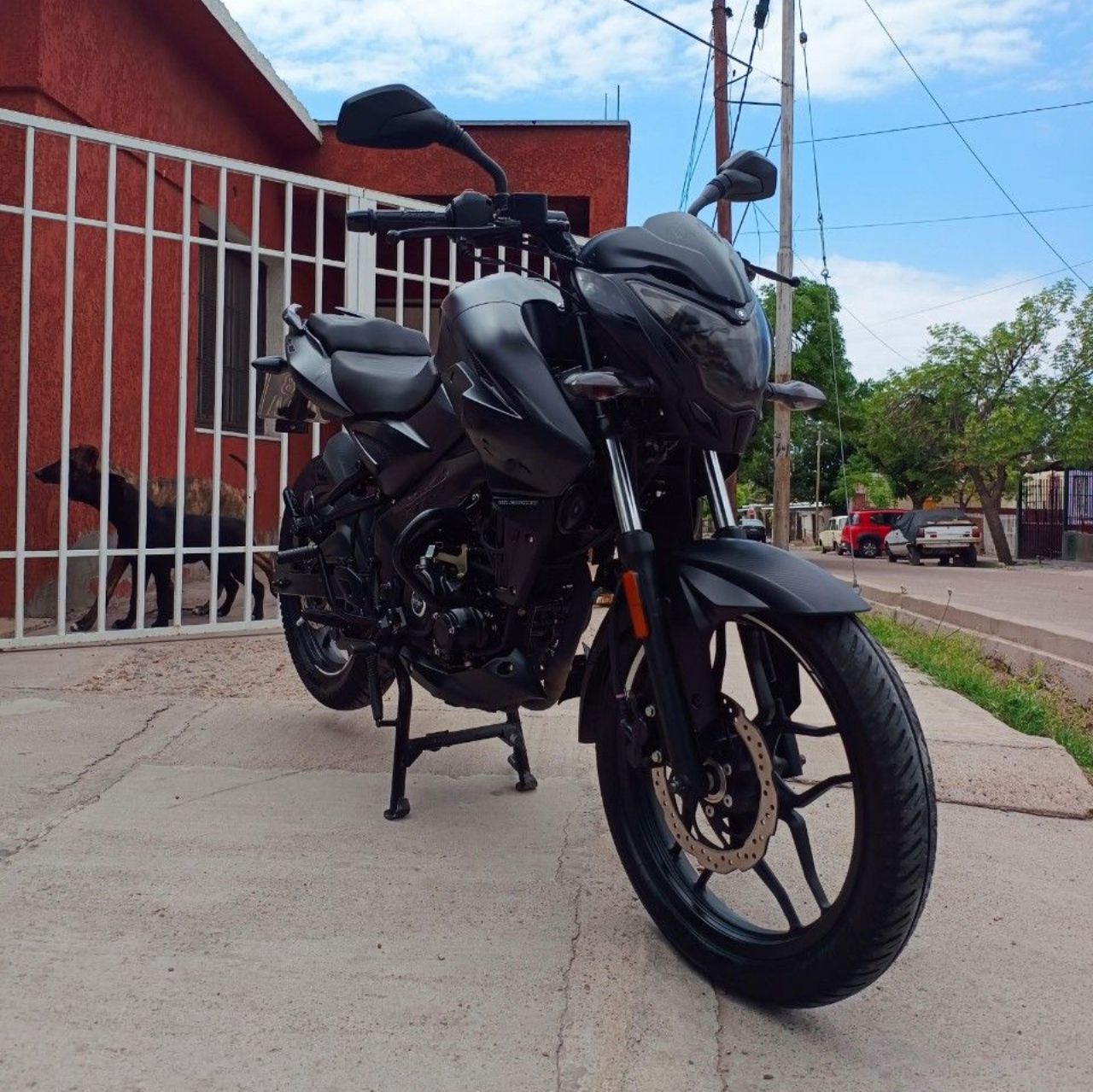 Bajaj Rouser Usada en Mendoza, deRuedas