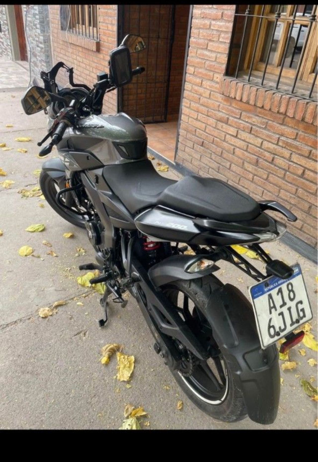 Bajaj Rouser Usada en Mendoza, deRuedas