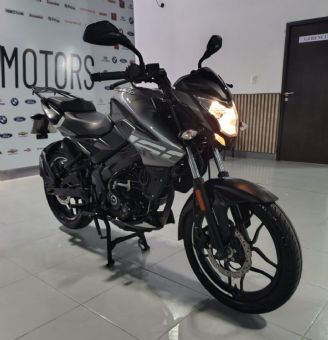 Bajaj Rouser Usada en Mendoza