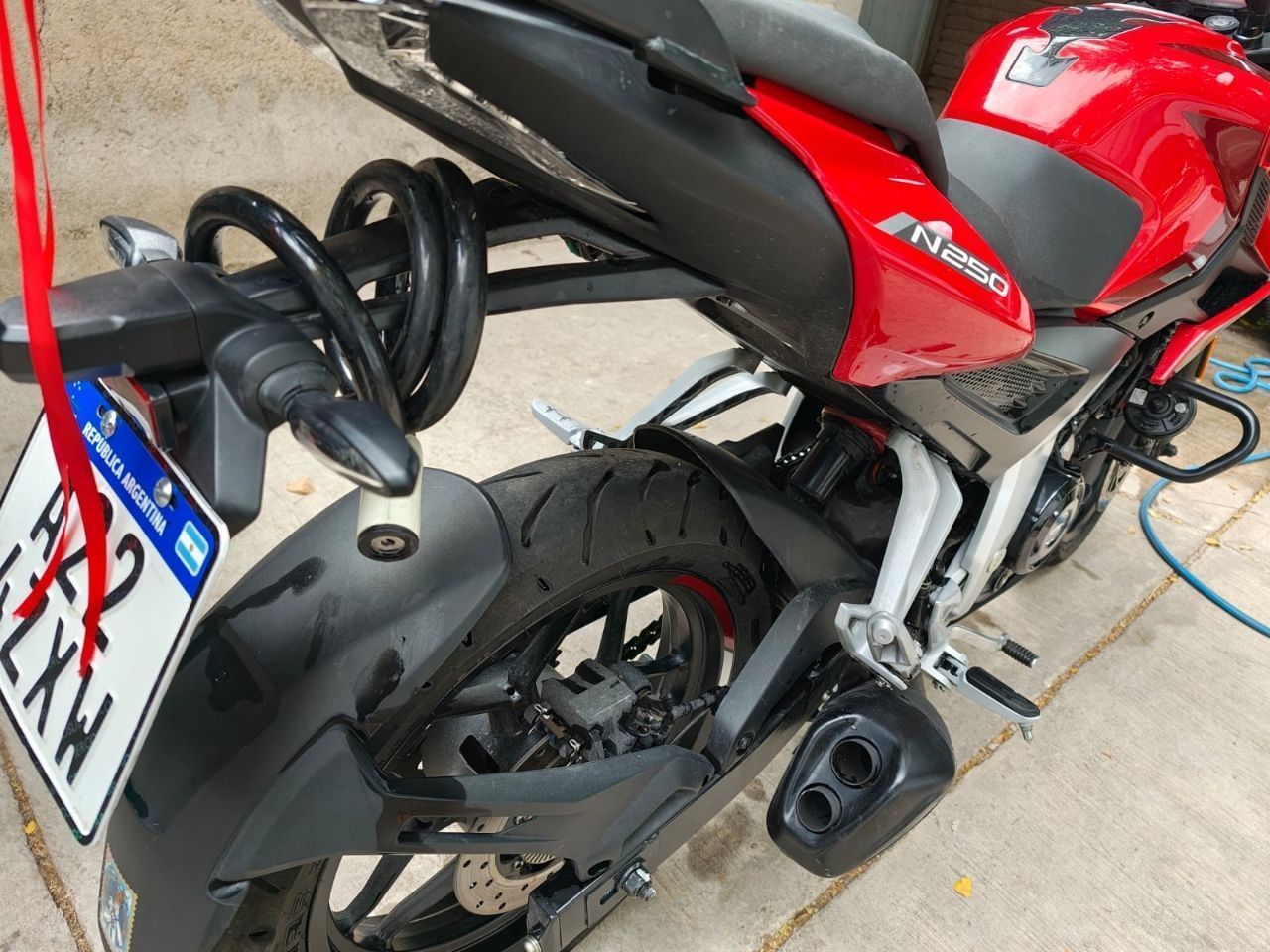 Bajaj Rouser Usada en Mendoza, deRuedas