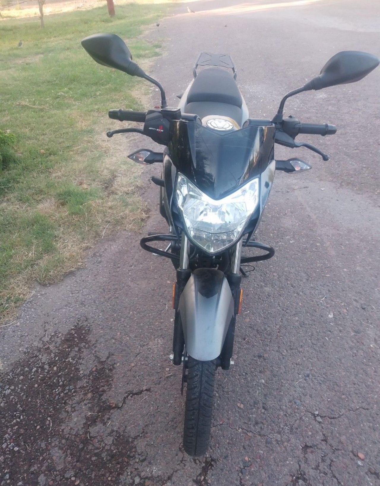 Bajaj Rouser Usada en Mendoza, deRuedas