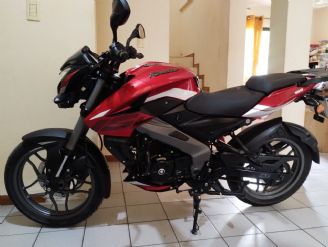 Bajaj Rouser Usada en Mendoza