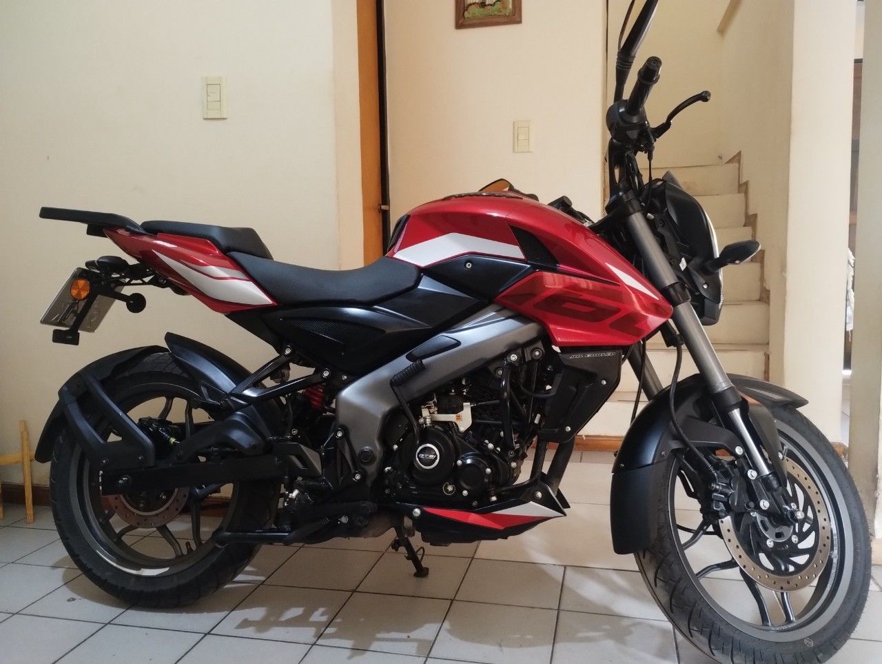 Bajaj Rouser Usada en Mendoza, deRuedas