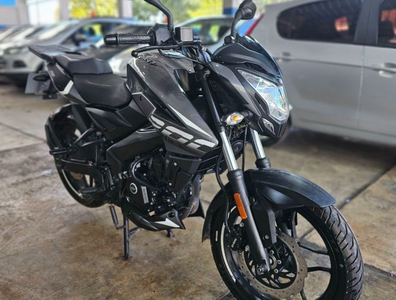 Bajaj Rouser Usada en Mendoza, deRuedas