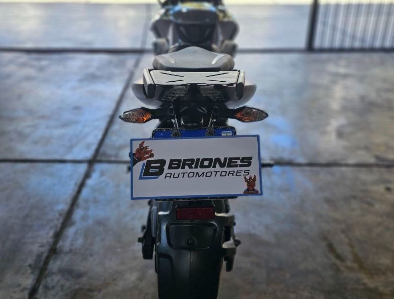 Bajaj Rouser Usada en Mendoza, deRuedas