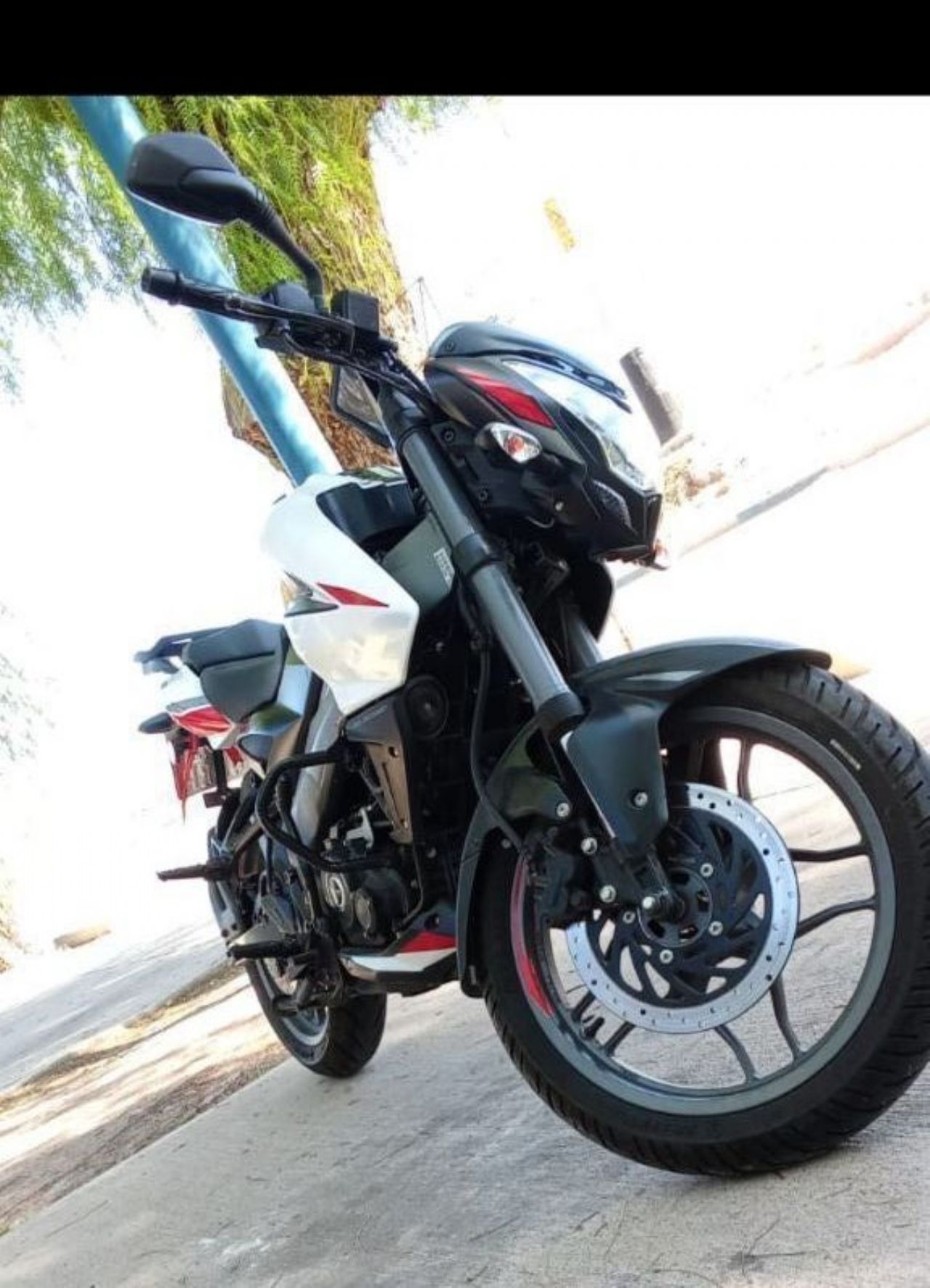 Bajaj Rouser Usada en Mendoza, deRuedas