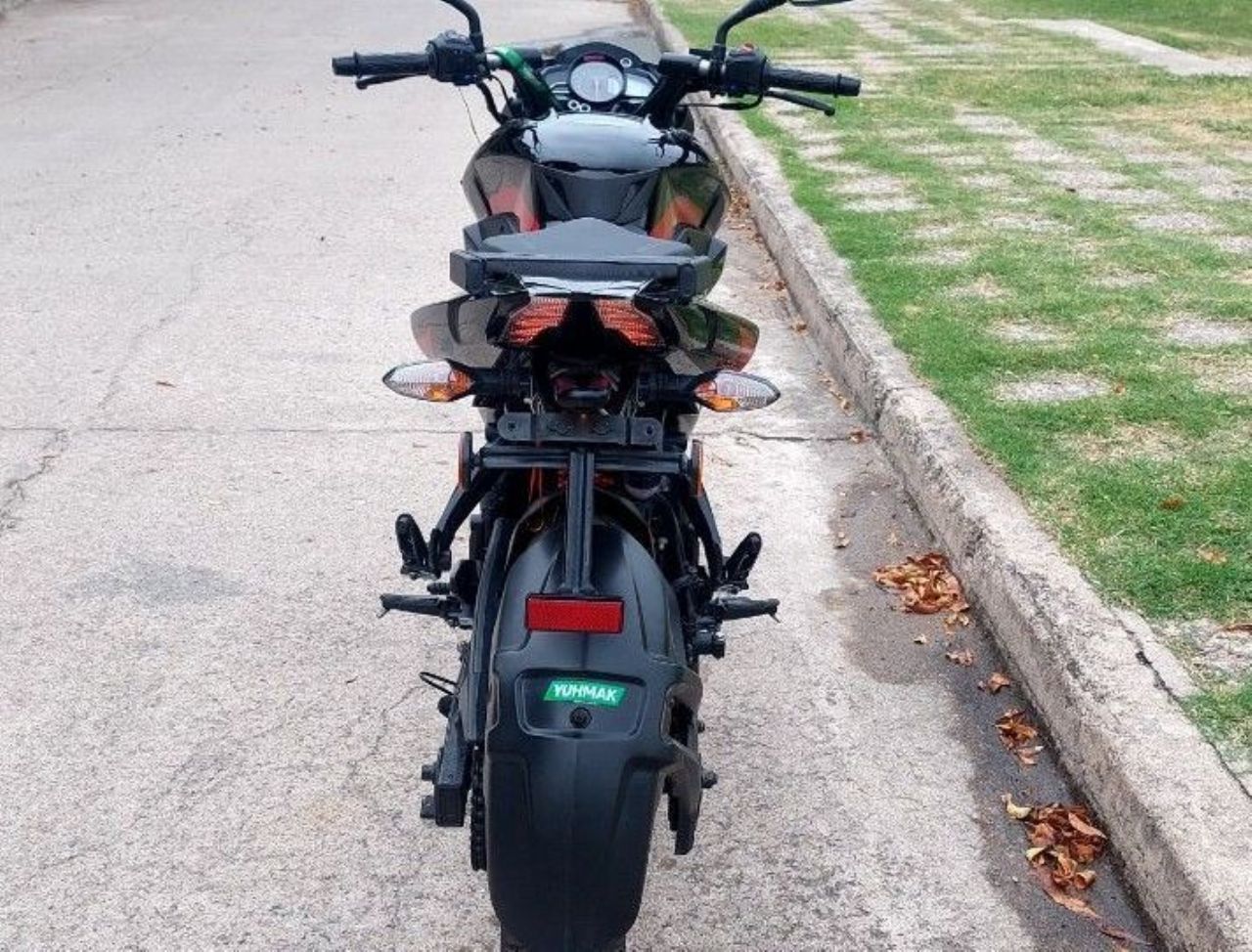 Bajaj Rouser Usada en Córdoba, deRuedas