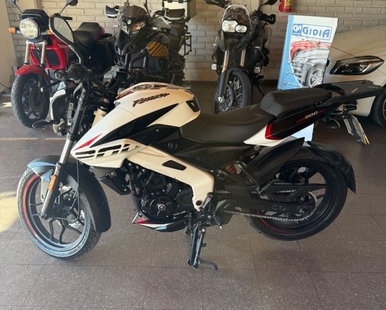Bajaj Rouser Usada en Mendoza, deRuedas