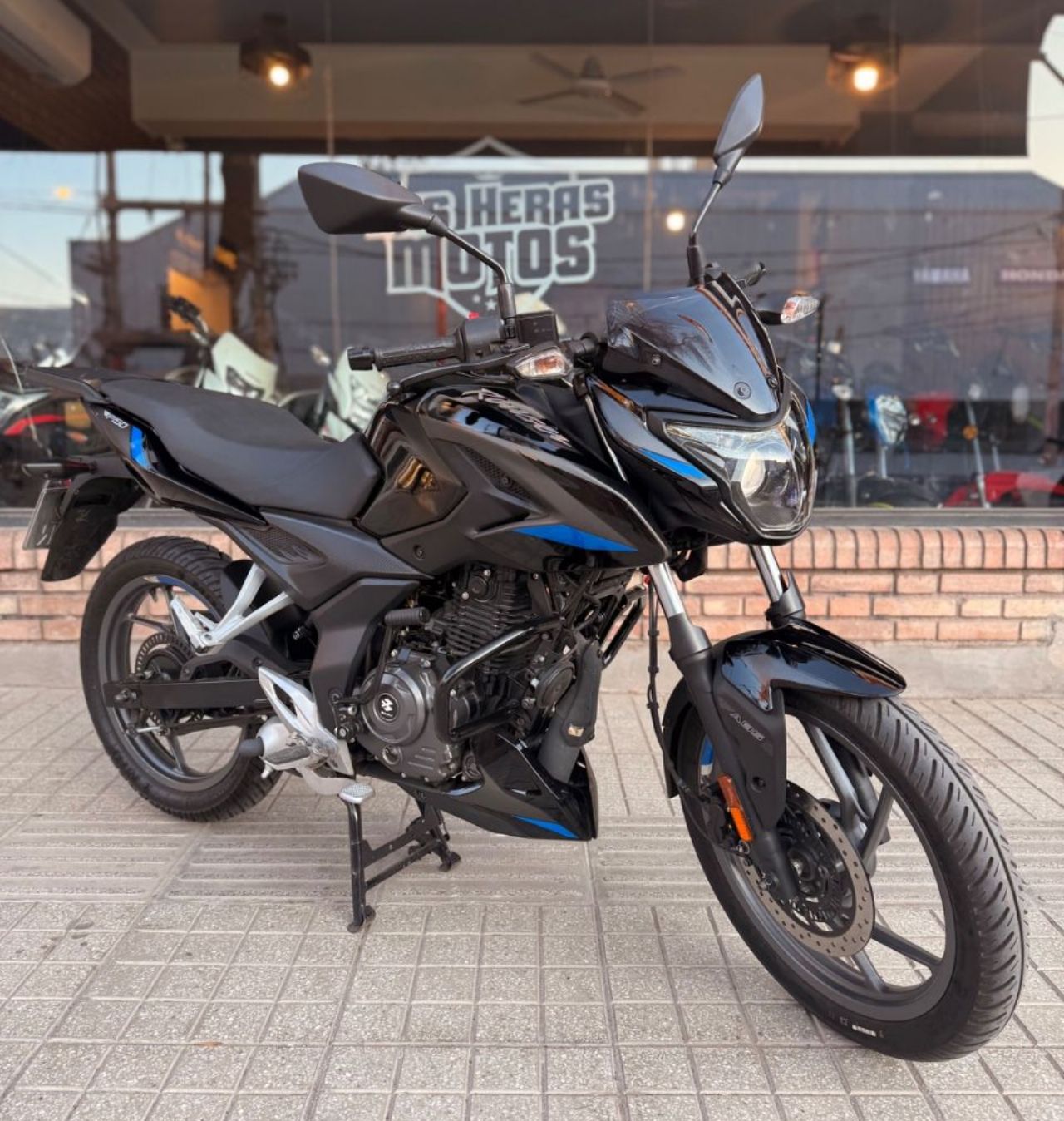 Bajaj Rouser Usada en Mendoza, deRuedas