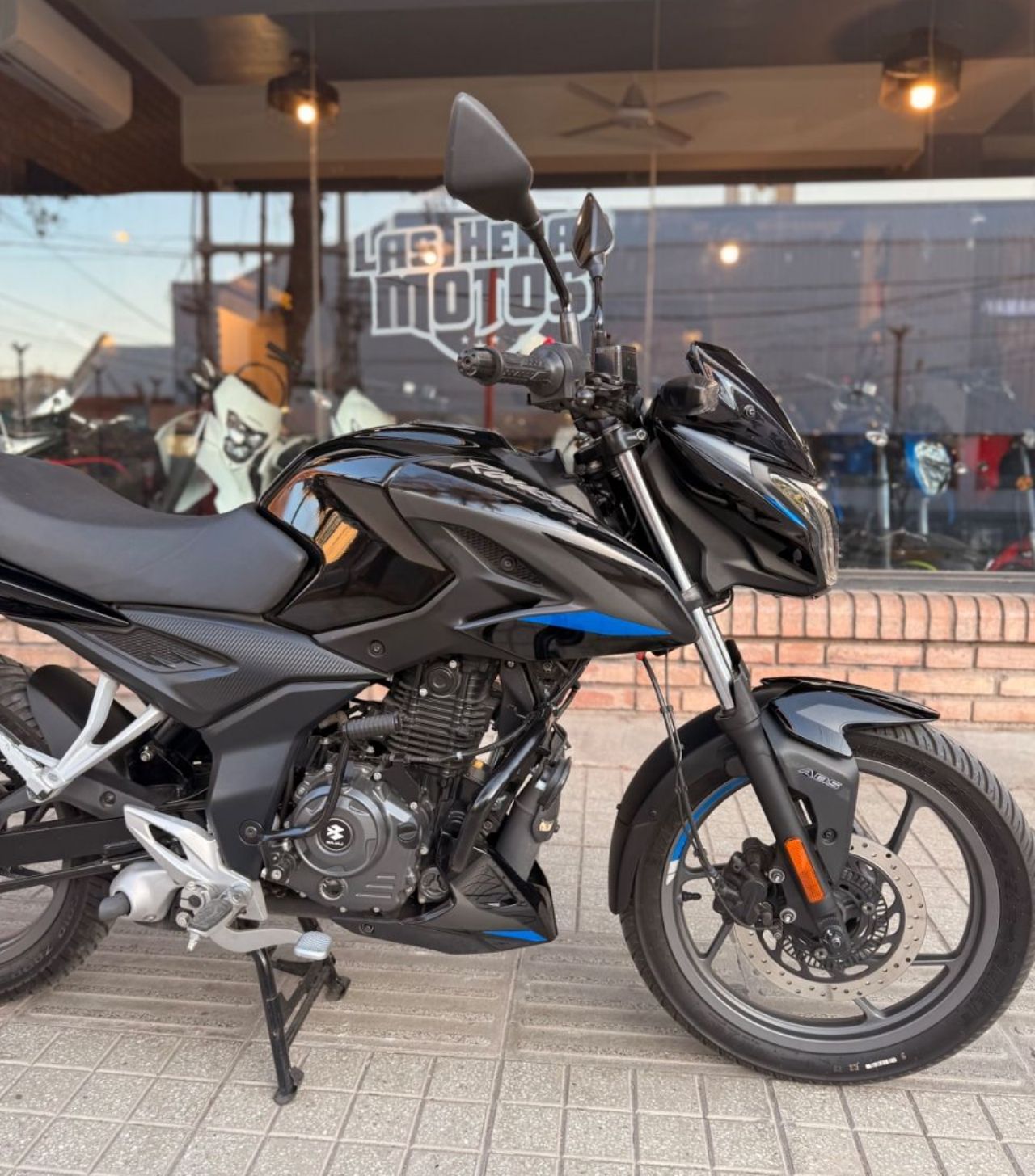 Bajaj Rouser Usada en Mendoza, deRuedas