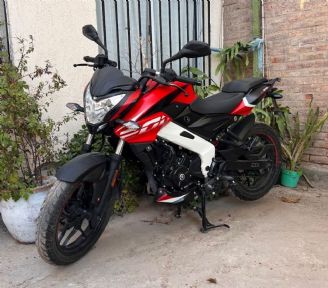 Bajaj Rouser Usada en Mendoza