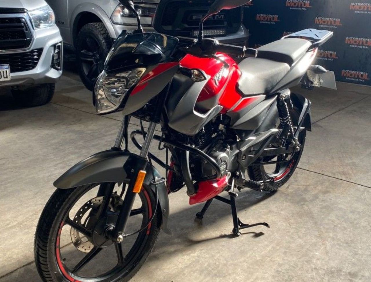 Bajaj Rouser Usada en Mendoza, deRuedas