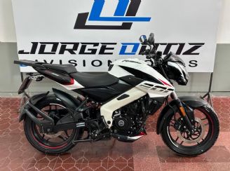 Bajaj Rouser Usada en Mendoza