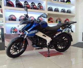 Bajaj Rouser Nueva en San Luis Financiado