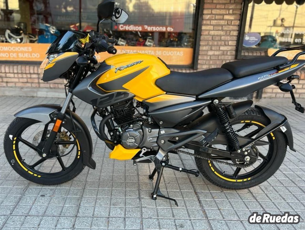 Bajaj Rouser Nueva en Mendoza, deRuedas