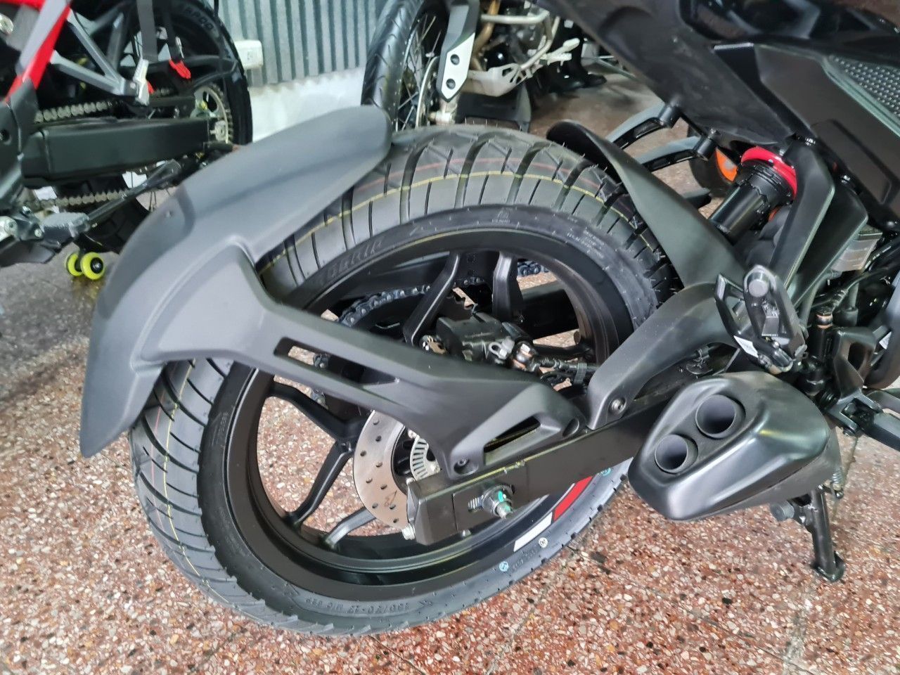 Bajaj Rouser Nueva en Mendoza, deRuedas