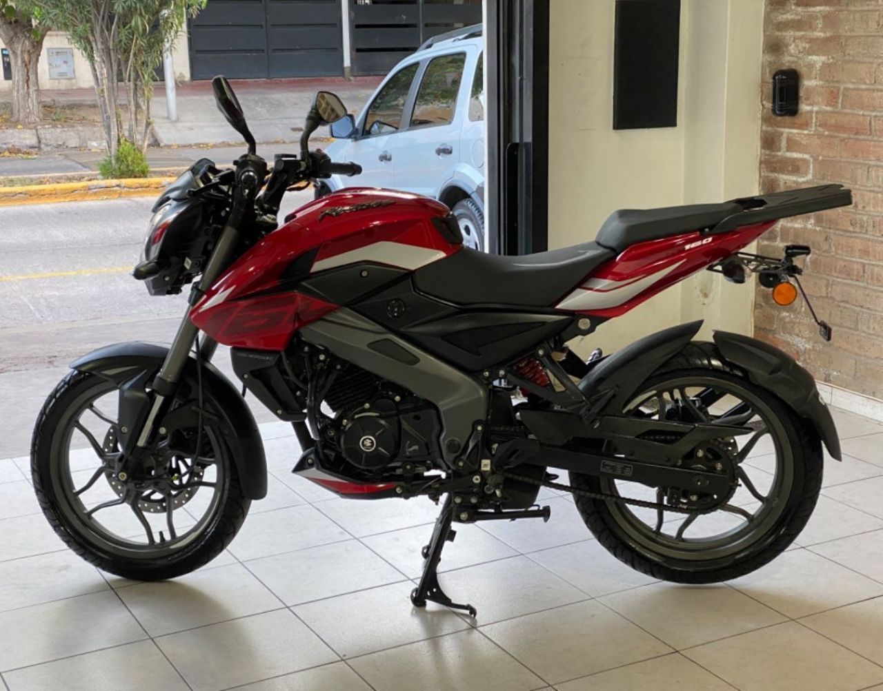 Bajaj Rouser Usada en Mendoza, deRuedas