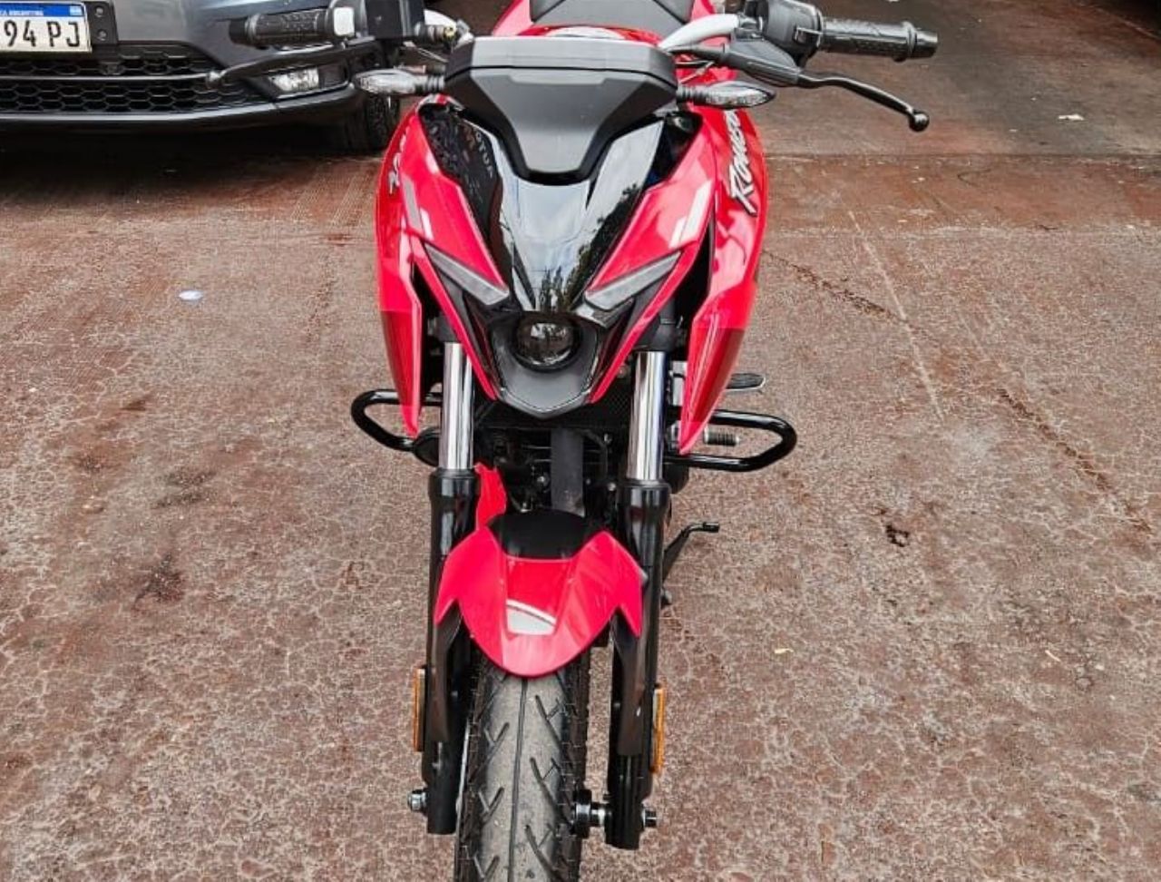 Bajaj Rouser Usada en Mendoza, deRuedas