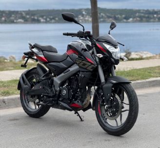 Bajaj Rouser Usada en Córdoba