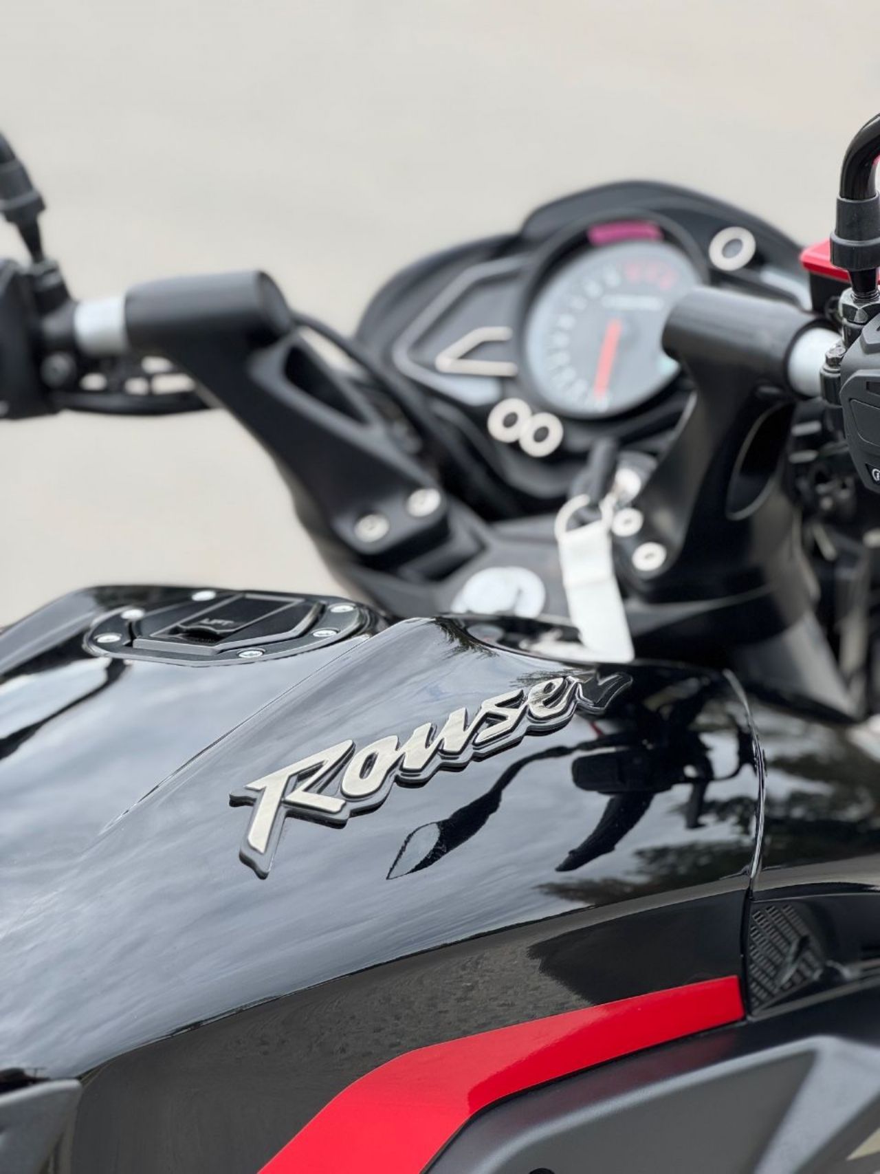 Bajaj Rouser Usada en Córdoba, deRuedas