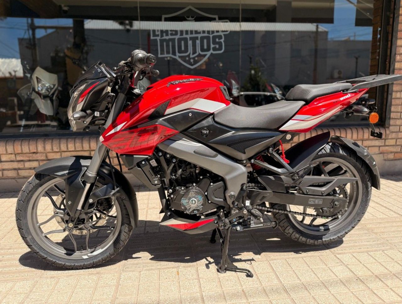 Bajaj Rouser Nueva en Mendoza, deRuedas