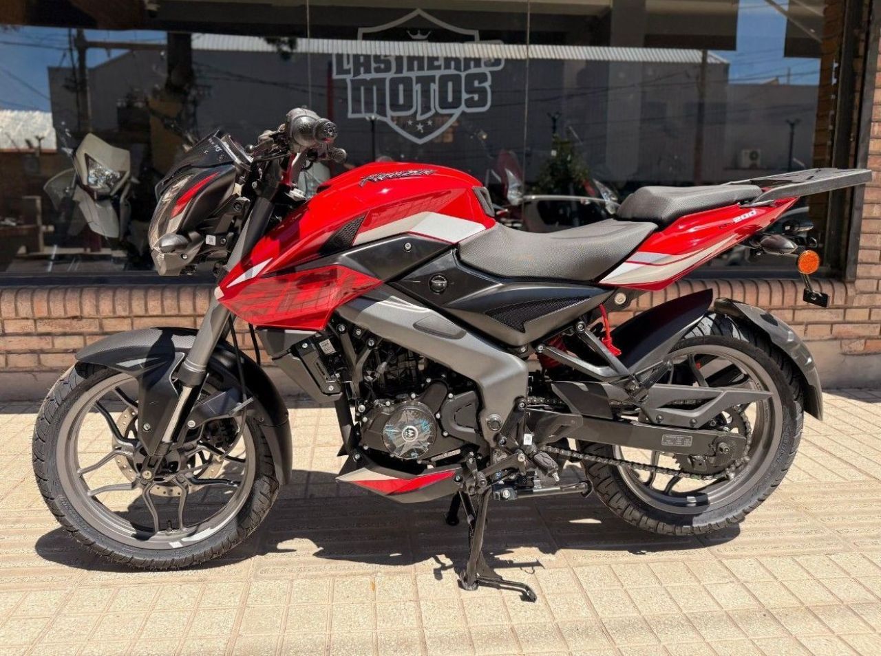 Bajaj Rouser Nueva Financiado en Mendoza, deRuedas