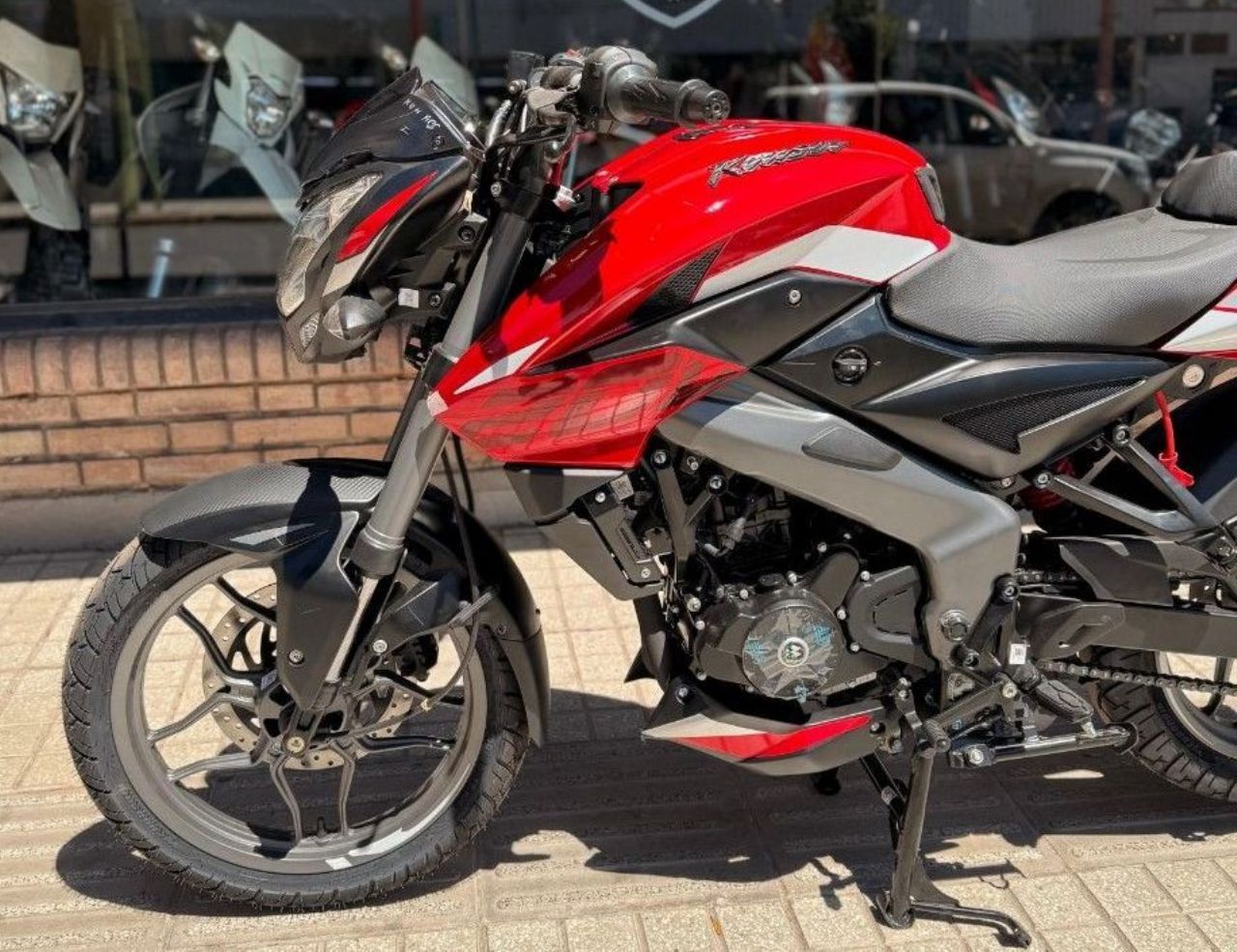 Bajaj Rouser Nueva en Mendoza, deRuedas