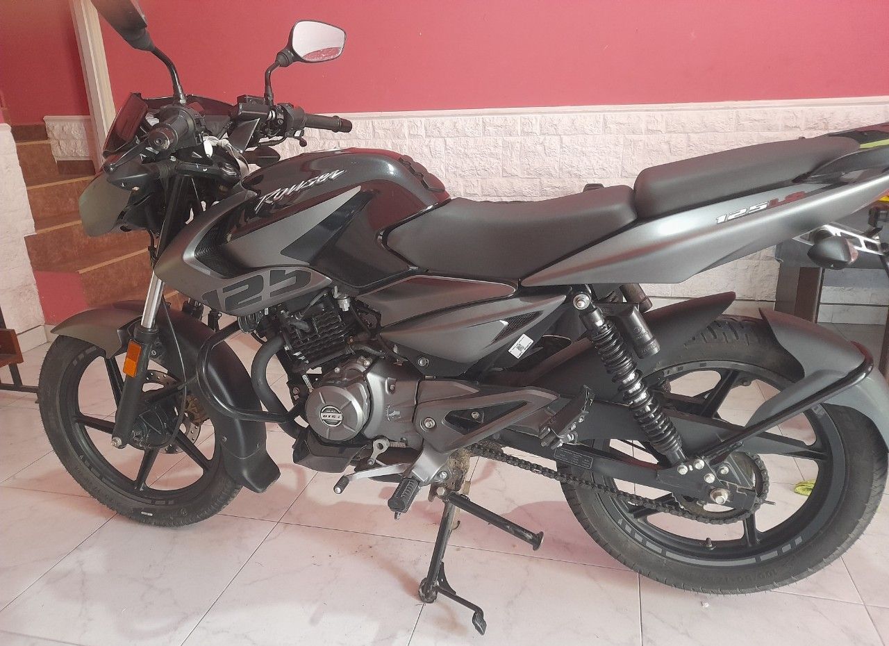 Bajaj Rouser Usada en Buenos Aires, deRuedas