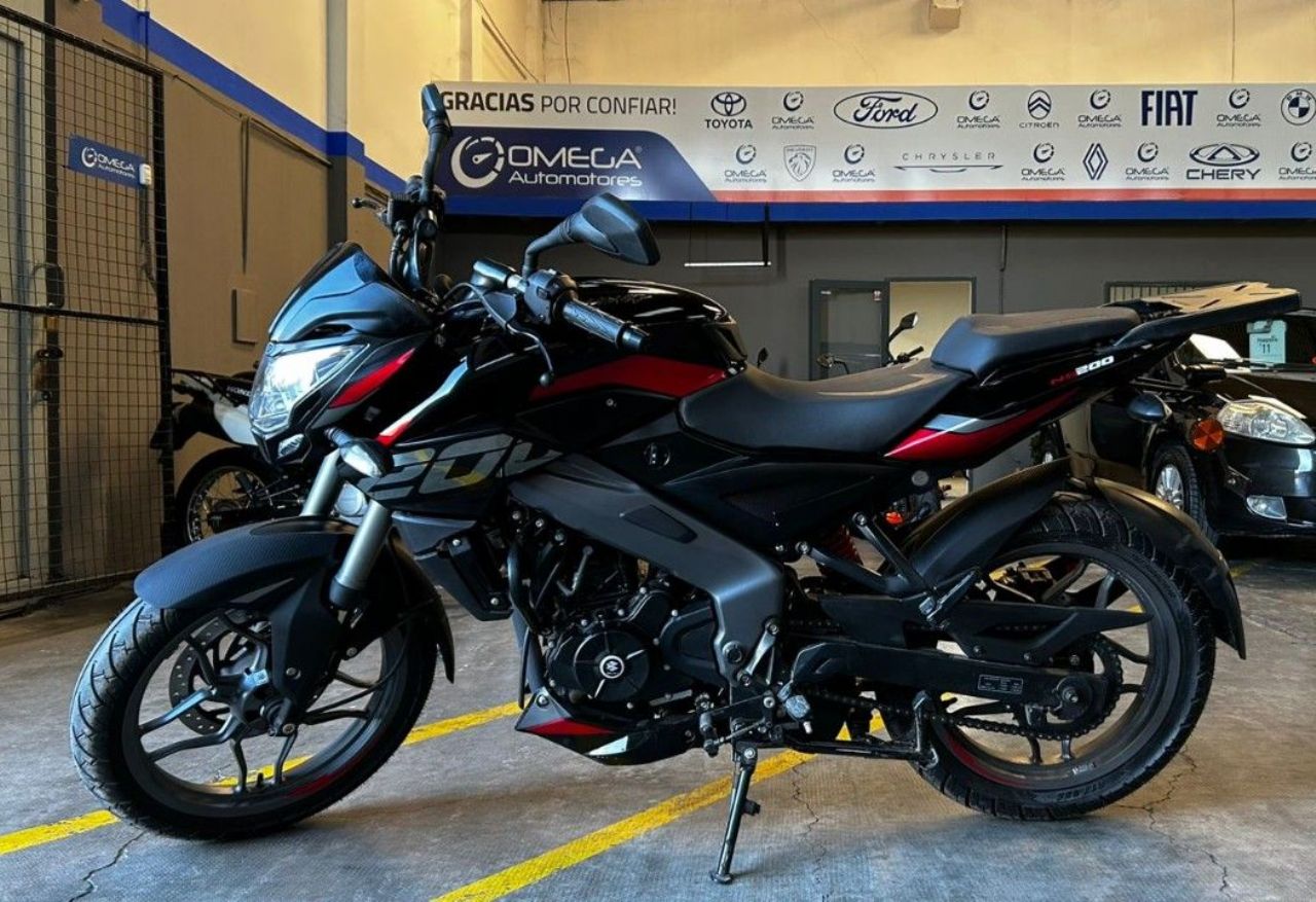 Bajaj Rouser Usada Financiado en Mendoza, deRuedas