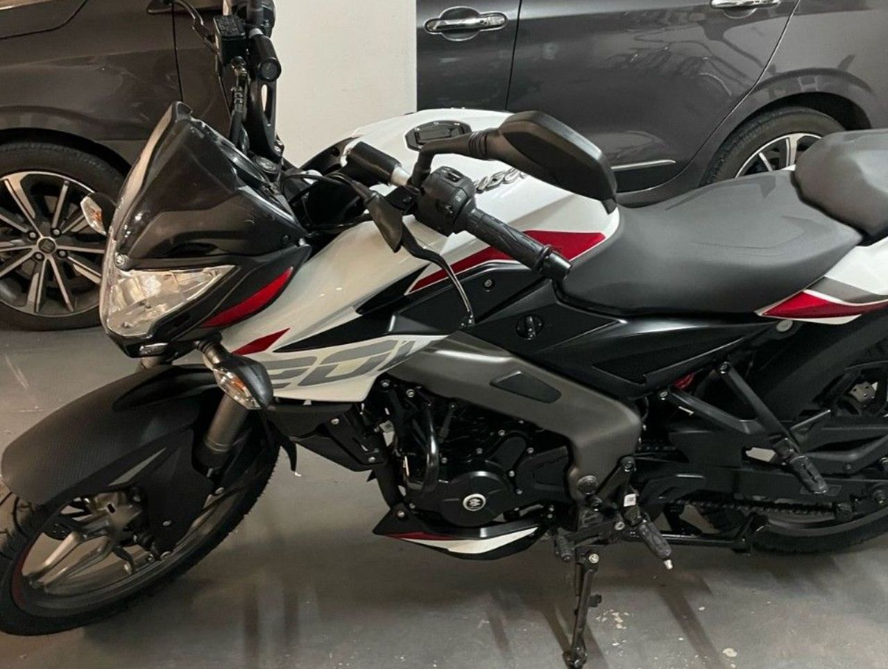 Bajaj Rouser Nueva en Córdoba, deRuedas