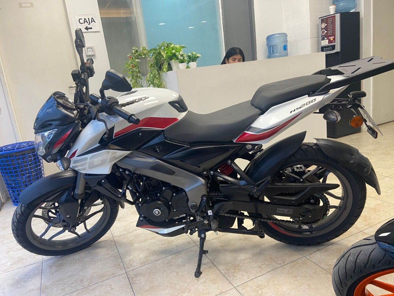 Bajaj Rouser Nueva en Córdoba, deRuedas