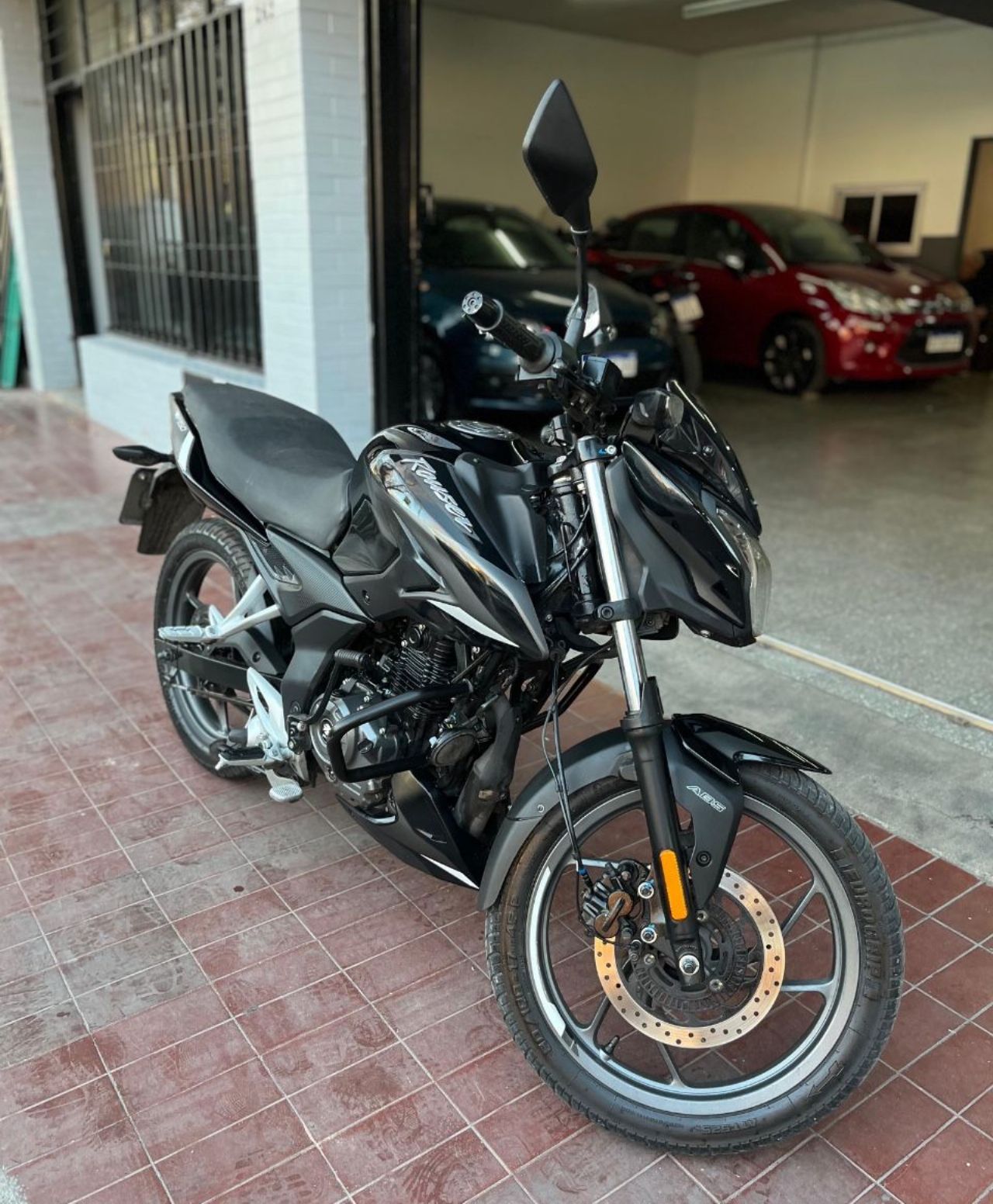 Bajaj Rouser Nueva en Mendoza, deRuedas