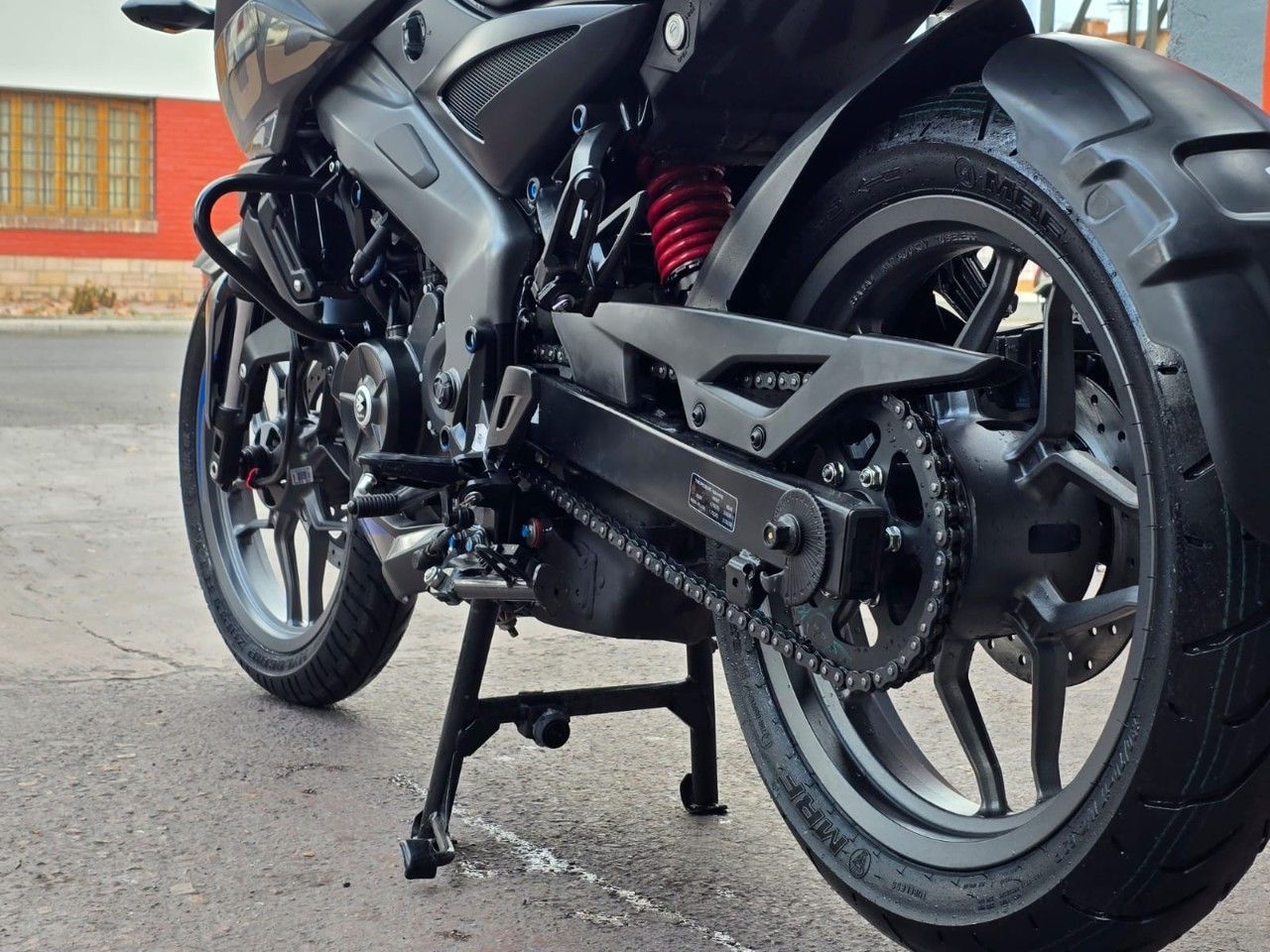 Bajaj Rouser Nueva Financiado en Mendoza, deRuedas