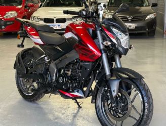 Bajaj Rouser Usada en Mendoza