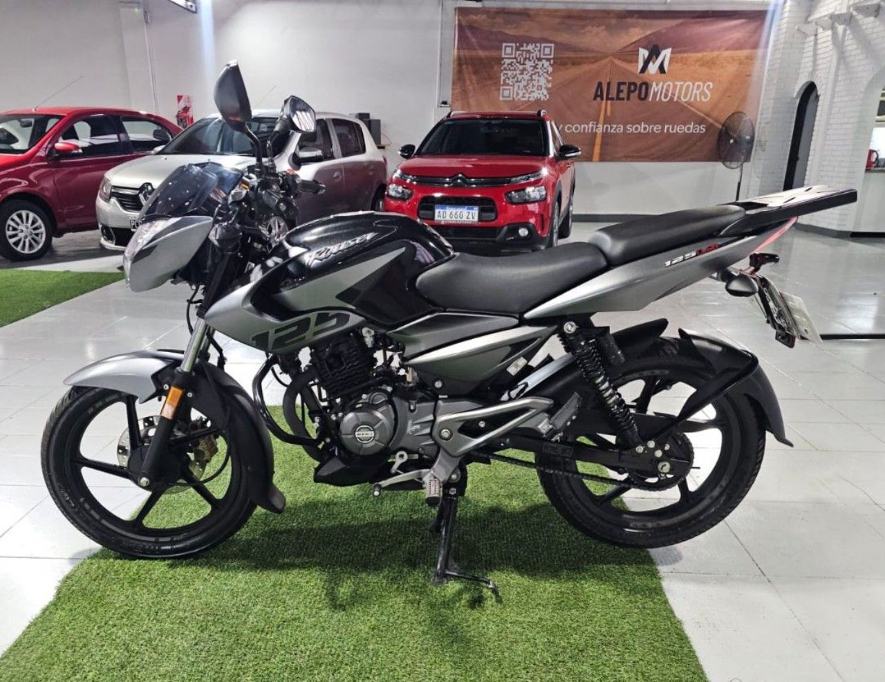 Bajaj Rouser Usada en Mendoza, deRuedas